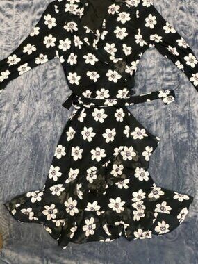 Tommy Hilfiger Floral Wrap Dress | Size 10 | NWT